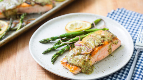 Keto Sheet Pan Salmon Recipe