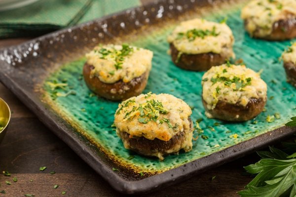 Keto Creamy Crab-Stuffed Mushrooms Recipe