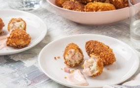 Keto Crispy Cauliflower and Ham Croquettas Recipe