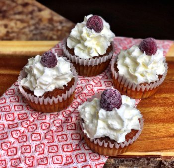 Lemon Raspberry Cupcakes with Whipped Cream Recipe