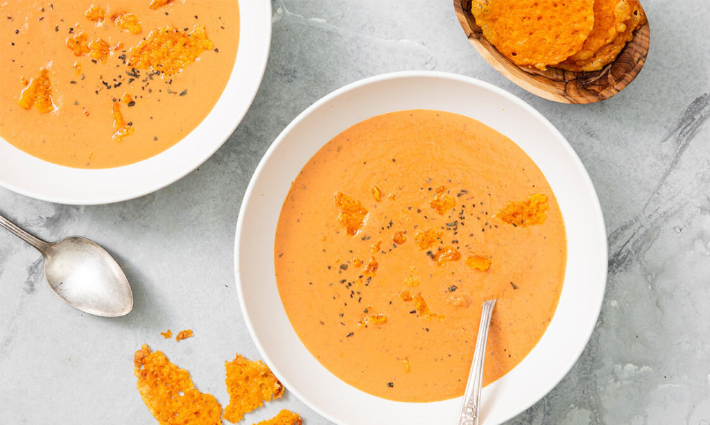 Recipe Keto Creamy TomatoBasil Soup & Crackers KETOMOJO