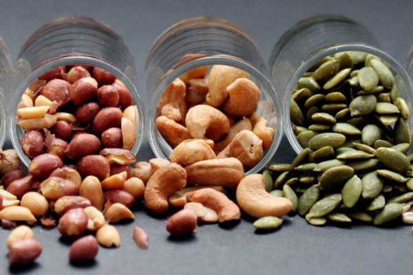 The Best & Worst Keto-Friendly Nuts and Seeds