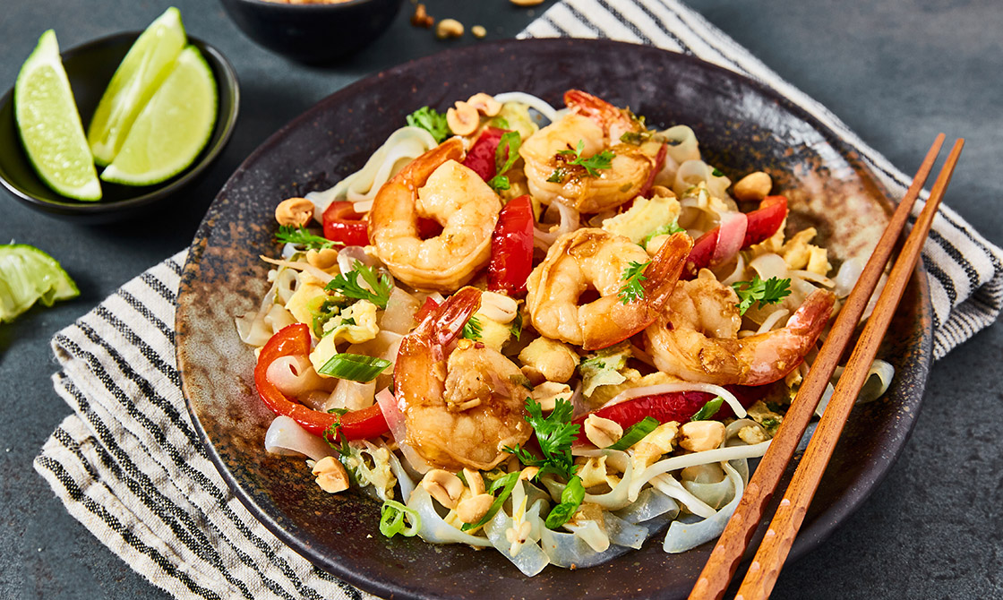 Recipe: Low-Carb Keto Shrimp Pad Thai | KETO-MOJO