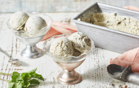 Keto Mint Chocolate Ice Cream Recipe