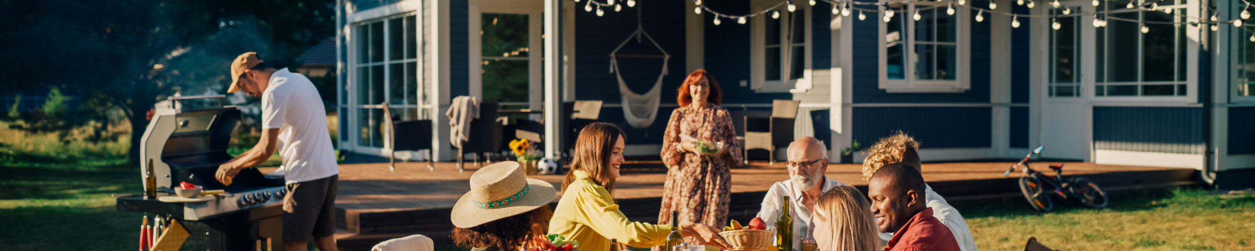 Blog Banner Keto Social Survival Guide: 8 Ways to Stay on Track